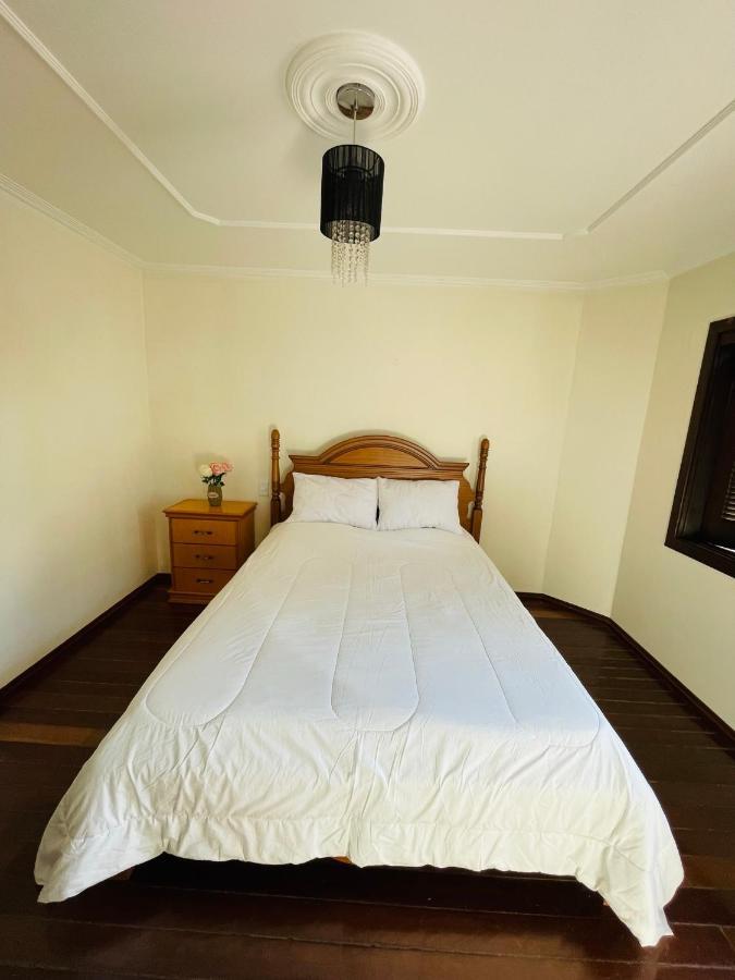 卡内拉 Residencial Pine House酒店 外观 照片
