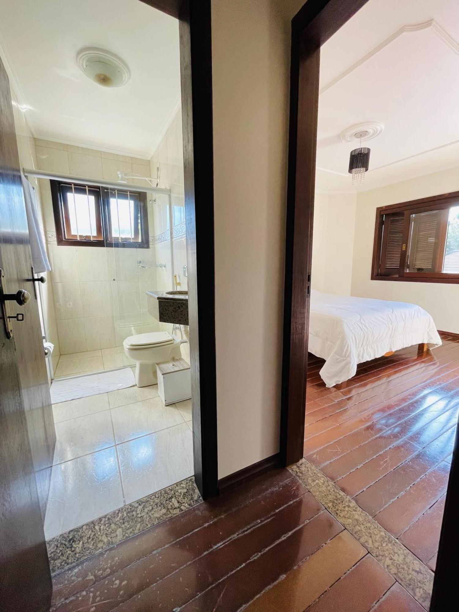 卡内拉 Residencial Pine House酒店 外观 照片